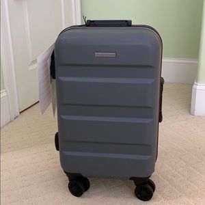 Brand New Limited Edition Land Rover Suitcase